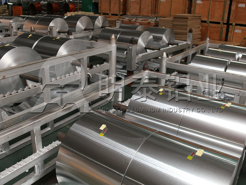 膠帶鋁箔_膠帶箔用8011-o鋁箔廠家含稅價(jià)格多少? 膠帶鋁箔_膠帶箔用8011-o鋁箔廠家含稅價(jià)格多少?